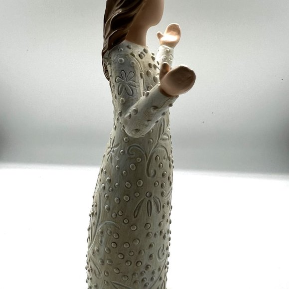 Blessings Figurine Beautiful Detailed Design New - Picture 4 of 5